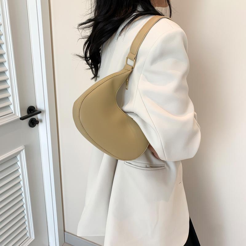 French Niche Design Bag Women's Bag Versatile Solid Color New Trendy Crescent Bag High-end Shoulder Armpit Bag