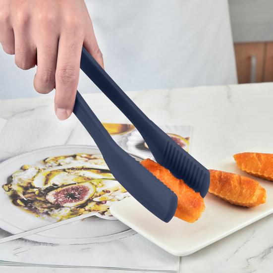 Maisto žnyplės Daugiafunkcinės silikoninės virtuvės žnyplės, atsparios aukštai temperatūrai maisto tiekimo žnyplės, skirtos kepti ant grotelių