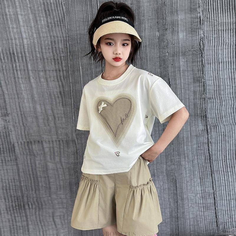 Summer Girls Heart T-Shirt + Khaki Shorts Set Child Short Sleeve Top and Bottom Clothes Set 2Pcs Korean Kids Suit