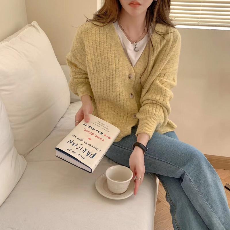 Novo Suéter Feminino Casual Elegante de Gola V Solto para Escritório Moda Cardigã Jaqueta para Mulher de Escritório Peça Externa Lisa Outono Inverno Casaco de Tricô Roupa Simples
