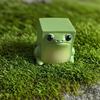 Craft Frog Resin Ornament Ugly-Cute Design Animal Statue Home Decoration Desktop Ornament Shelf