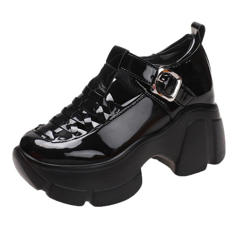 Scarpe da Ginnastica Chunky in Pelle Verniciata da Donna alla Moda Traspiranti Catena Tacchi Alti Stile Britannico Piattaforma Scarpe Casual Donna 7cm