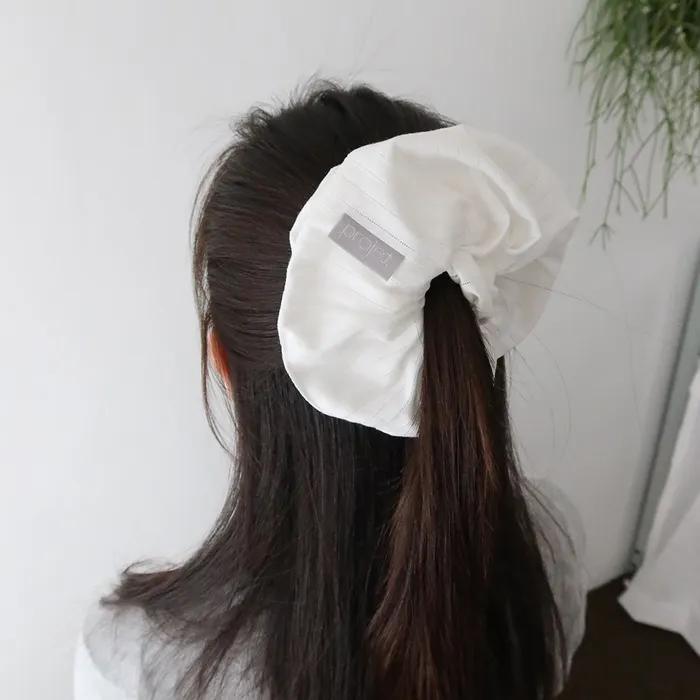 big point scrunchie (stripe_white lily)