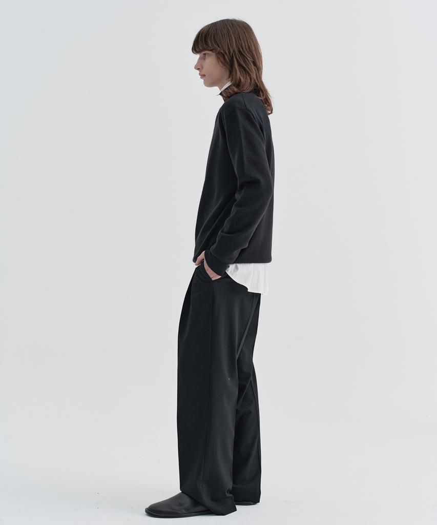 EZIO Half Mock Neck Knit_Black