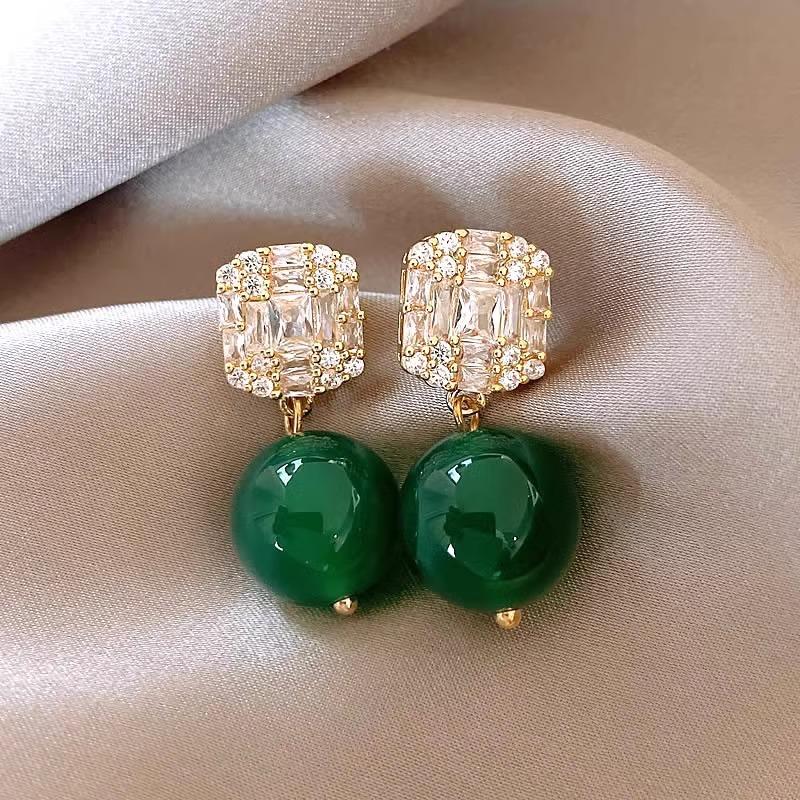 Nieuwe Collectie Elegante Groene Chalcedoon Vierkante CZ Zirkonia Zilveren Naald Dames Kwastjes Stud Oorbellen Voor Vrouwen Cadeaus