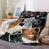 1 Stück 2Pac Hip Hop Decke Weich Leicht Ganzjahres Mehrzweck Überwurf für Sofa, Bett, Büro & Picknicks, Französischer Stil mit Ikonischem Albumcover & Zitaten