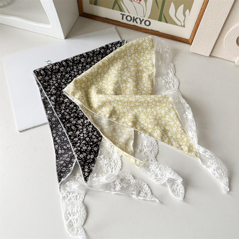 Spring Summer Floral Head Scarf with Decorative Lace Edge for Women Daily Wear Breathable Versatile Fashion Accessory