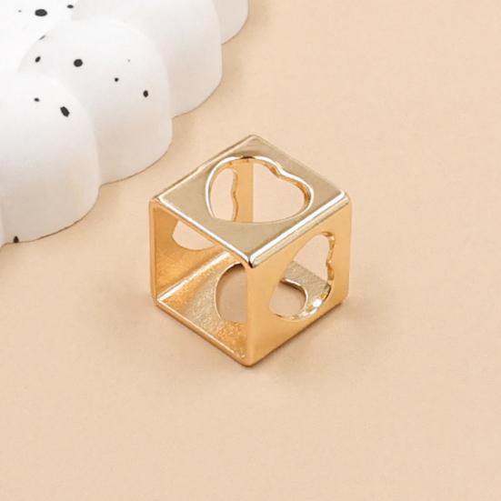 Cube Shape Scarf Ring Silk Scarf Holder Ring Fashion Cube Scarf Slide for Women Neckerchiefs Shirts Shawls
