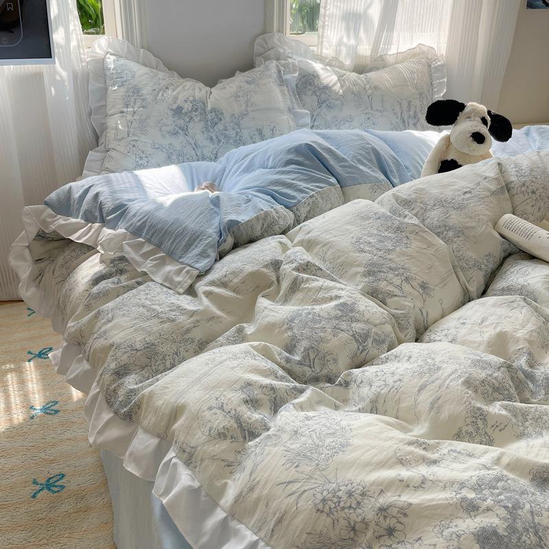 Four-piece Cotton Bed Sheet and Pillowcase Set with Lace Trim