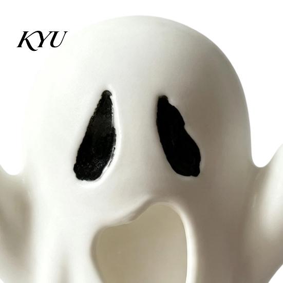 Modern Minimalist Ghost Decor 3D Printed Figurine, Spooky Small Statue, Halloween Personalized Gift Cute Desktop Decoration for Party Tabletop Mantel
