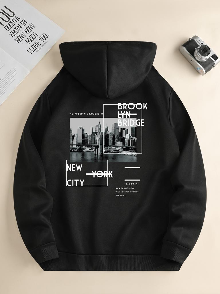 Unisex New York City Brooklyn Bridge Fleece Hoodie, Urban Cityscape Aesthetic Graphic Pullover Sweatshirt