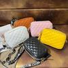 Dames Tas Lente En Herfst Nieuwe Lingge Schoudertas Koreaanse Crossbody Tas Mode Eenvoudige Letter Brede Band Mobiele Telefoon Tas