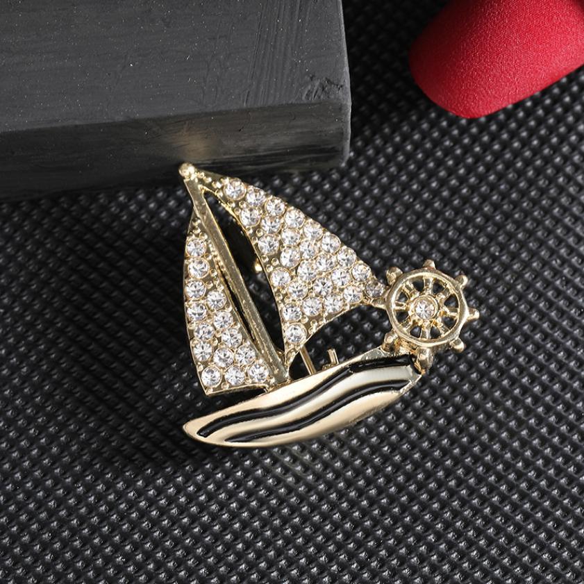 Vintage Enamel Blue Sailboat Brooches Caribbean Pirate Ship Lapel Pin For Men Women Clothing Luxury Accessories Jewelry