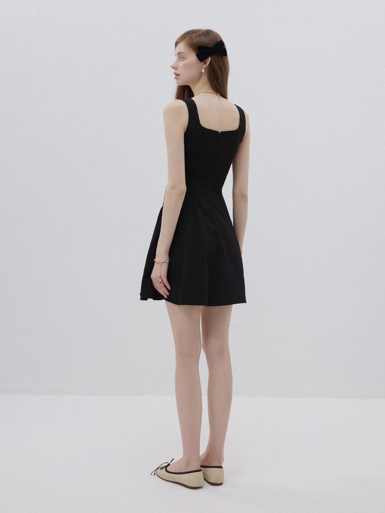 Sinseuden Blackberry Sleeveless Mini Dress