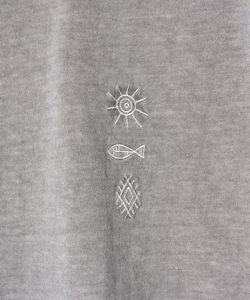 GAKKAI UNIONS Symbol Over-Crop Pigment Embroidered T-Shirt Stone Grey