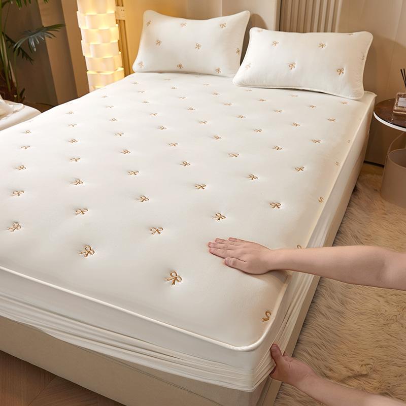 Saltea matlasată din soia de Clasa A cu broderie în versiune coreeană, tip saltea îngroșată, husă de saltea Simmons all-inclusive.