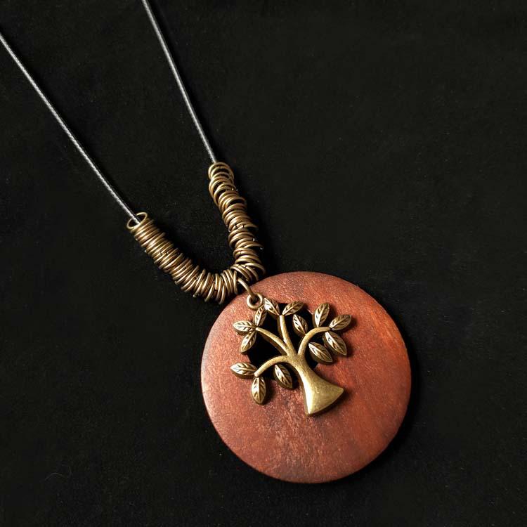 Ethnic Style Cotton-Linen Wooden Sweater Chain Necklace with Alloy Leaf Pendant