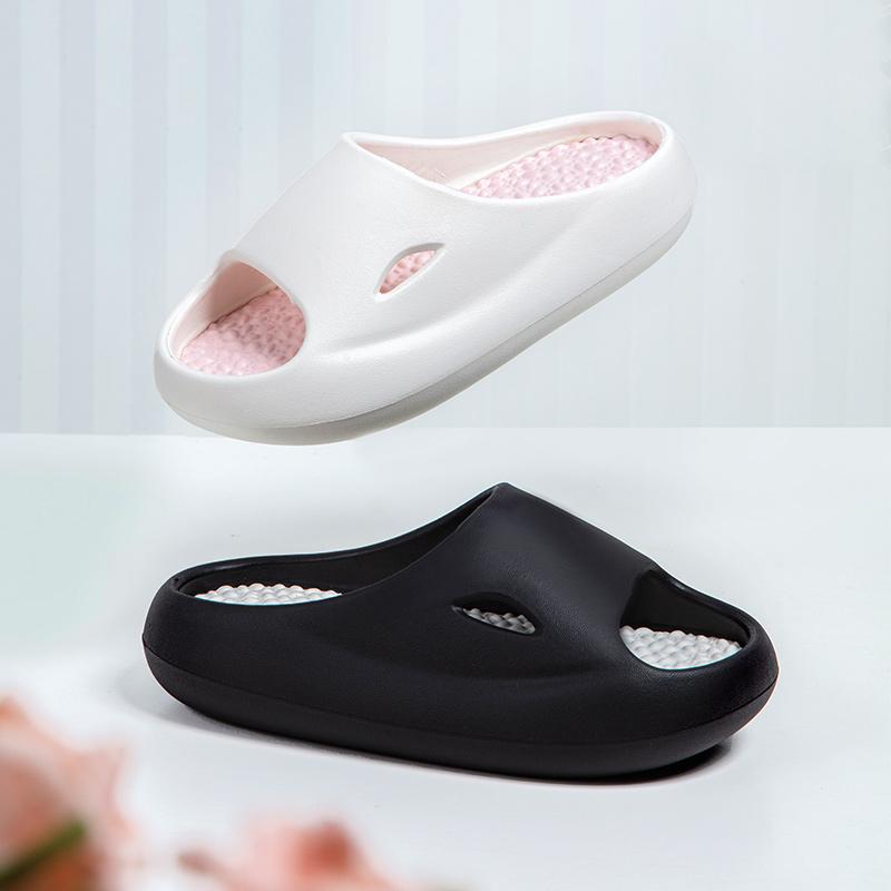 2024 Thick Platform Bathroom Home Slippers Women Outdoor Soft Sole Couple Slides Shoes Woman Non Slip Flip Flops Beach Sandals