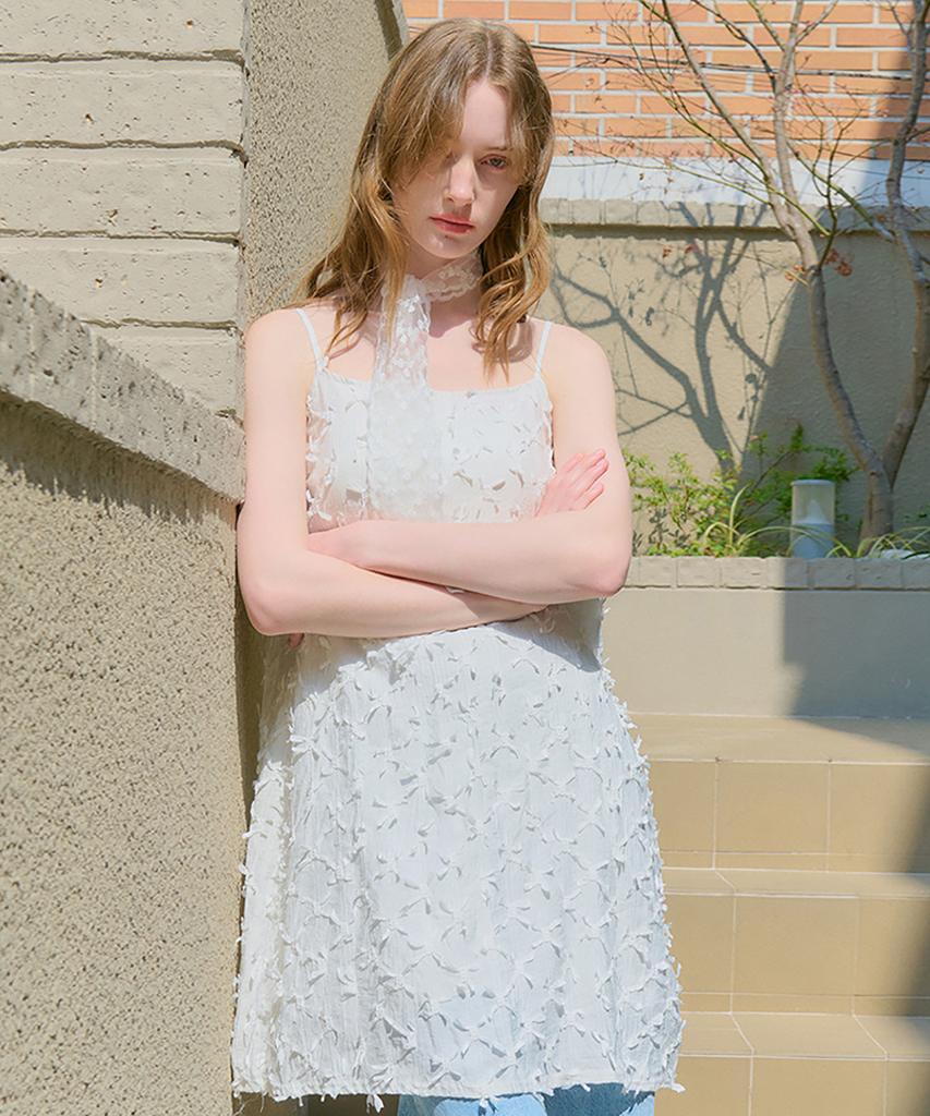 Kamino Ribbon Embroidered Sleeveless Dress White