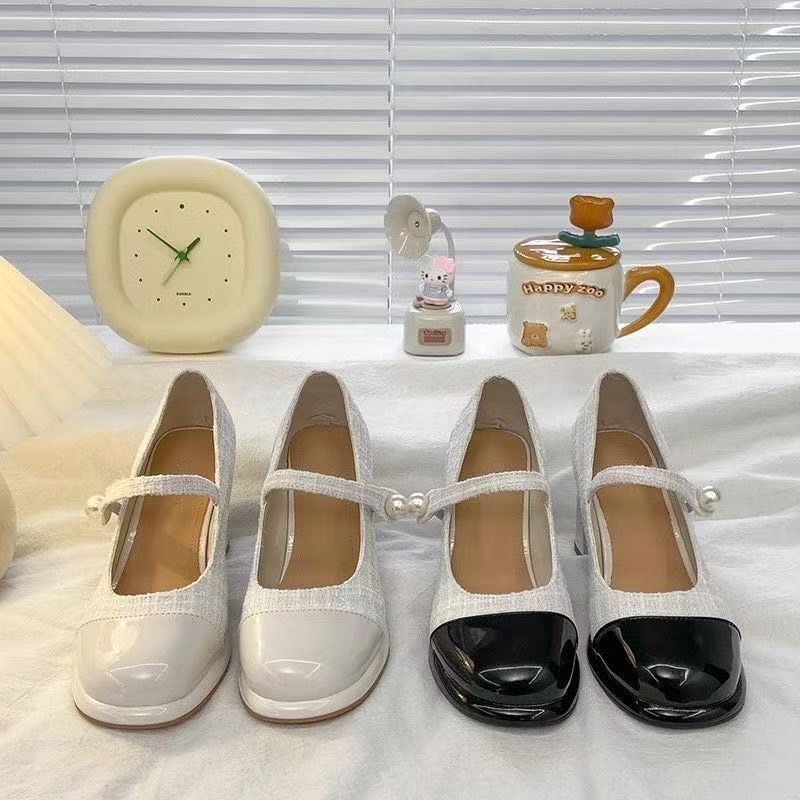 Light mouth white single shoes with skirt French small fragrant style thick heel high heels Mary Jane shoes women's spring and autumn