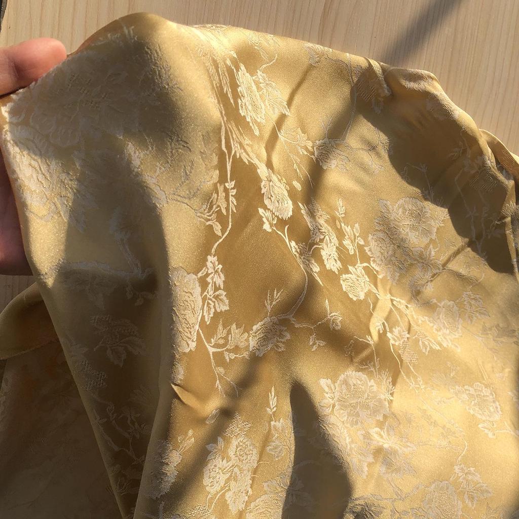 Dunhuang Seide Jacquard Zweifarbiger Imitations-Cheongsam Hanfu Stoff
