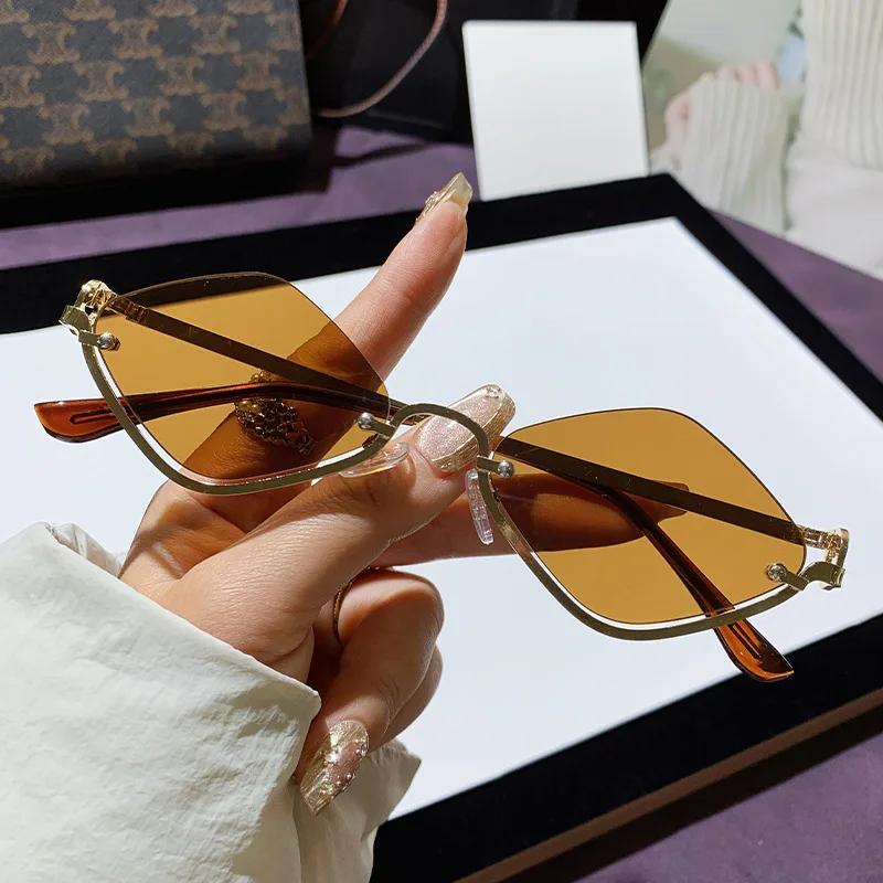 Stylish Half Framed Rhomboid Sunglasses Metal Small Frame Trendy Style UV Resistant Photography Concave Style Tourist Sung Lasses