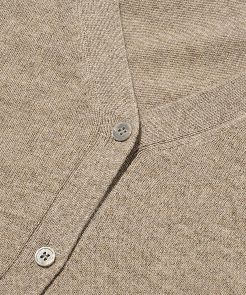 Roidesrois Light Raccoon Y-Neck Cardigan (Oatmeal)