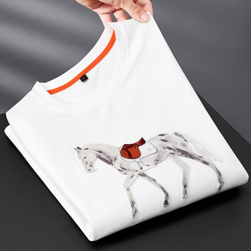 Europees Licht Luxe Geborduurd Oorlogspaard Heren IJszijde T-shirt – Korte Mouwen, Ademend, Ronde Hals, Trendy Zomerstijl