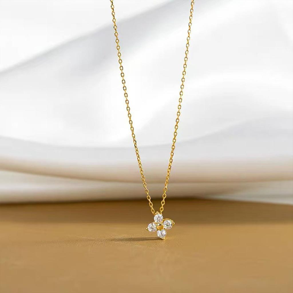 S925 Silver Four-leaf Clover Necklace Women Minimalist Clavicle Chain Luxury Lucky Charm Sensation