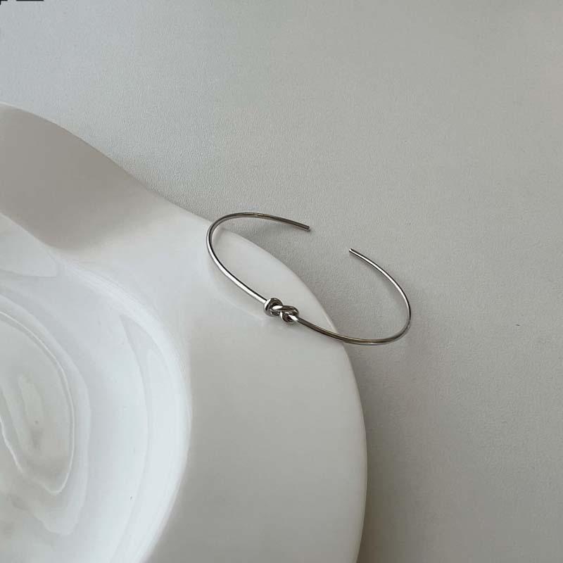 Europäisches und amerikanisches Modearmband in 8-Form, offenes Armband – einfaches, modernes Design