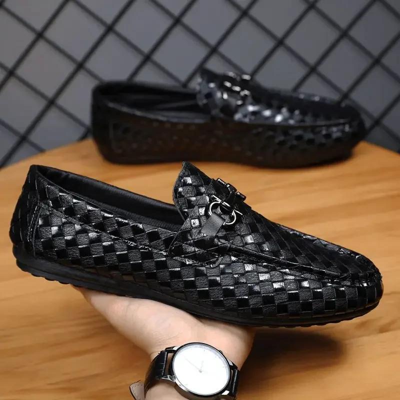 Male Casual Shoe Loafers Slip-on Retro Comfortable New In Men's Leather Shoes Cheap Clearance Korean Style Summer Sale Adults