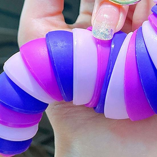 Yousheng Keychain Pendant Stress Relief Squeeze Toy 3D Slug Fidget Spinner Anxiety Reduction Flexible Sensory Key Chain