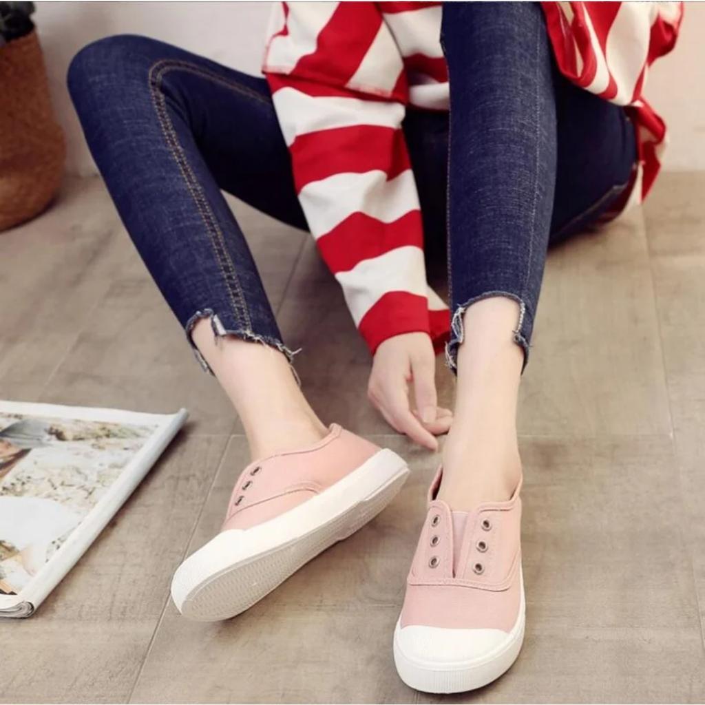 For Shoes Women Sneaker Leisure Fashion Four Seasons Breathable Slipon Athletic Low Help Womens Canvas Board Shoes