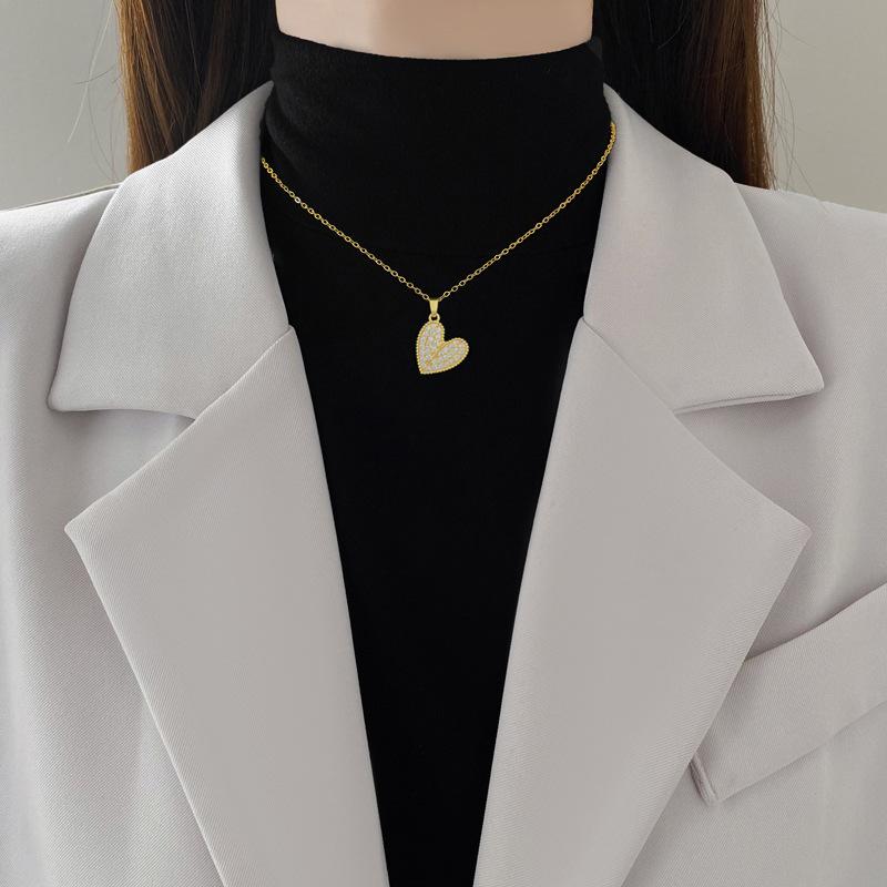 Full Diamond Love Fashion Light Luxury Temperament Gorgeous Full Diamond Necklace Female Versatile Collarbone Chain Titanium Steel Chain