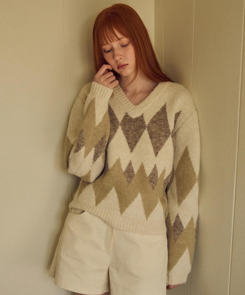 Wednesday Oasis For Woman Always Crop Argyle Hairy Wool Knit 2 Colors