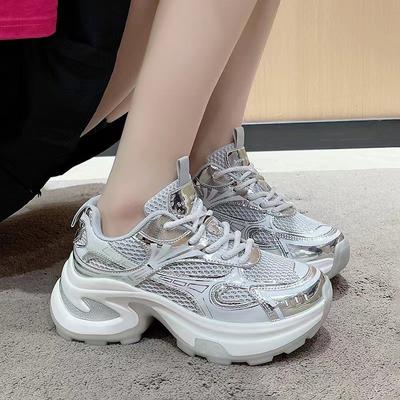 Thick-soled Dad Shoes Women's 2024 Summer New Mesh Breathable and Lightweight Running Sports Shoes Show Small Feet and Increase Height Women's Shoes