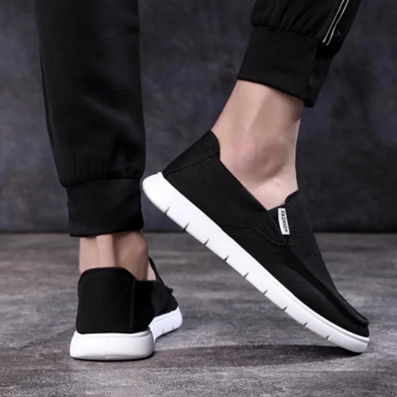 Chaussures en Toile Légères pour Homme 2024 Été Mode Respirantes Plates de Marche Antidérapantes Confortables Mocassins de Conduite Décontractés à Enfiler