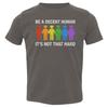 Sé un ser humano decente - Camiseta para niños con símbolos vibrantes de unidad y corazón Camiseta unisex
