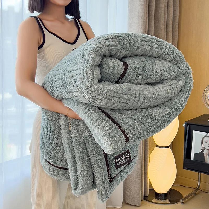 New Maternal and Child Grade Bed Blankets Warm Breathable Sofa Blankets Autumn Winter Blanket Soft Fluffy for Office Home Travel