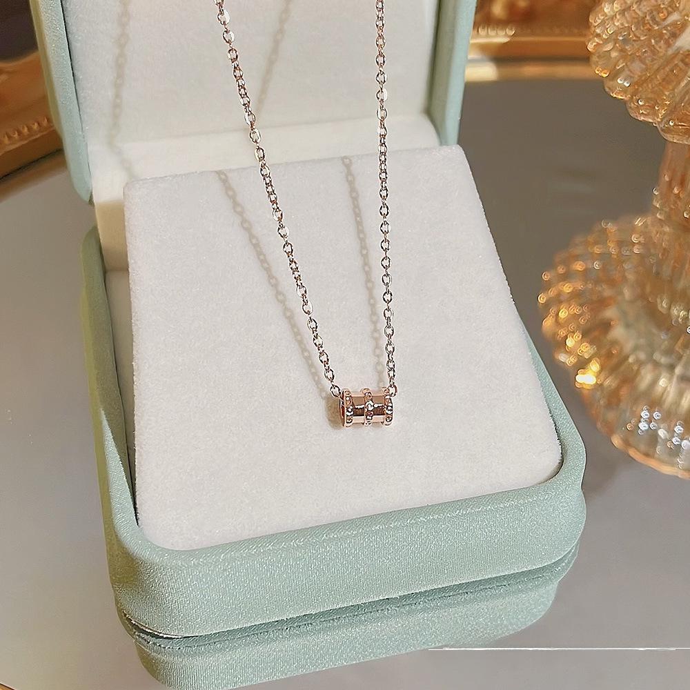 Korean Pearl Titanium Steel Versatile Choker - Luxury Women's Necklace