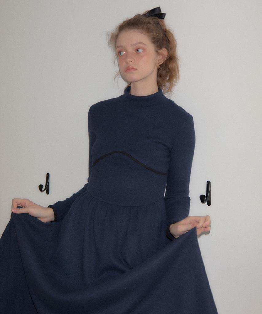 Salon De Yon Line Point High Neck Dress_ Navy