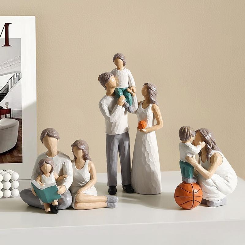 Creative Figurine Statue Desktop Decor for Living Room Wedding Gift Home Decoration Craft Art
