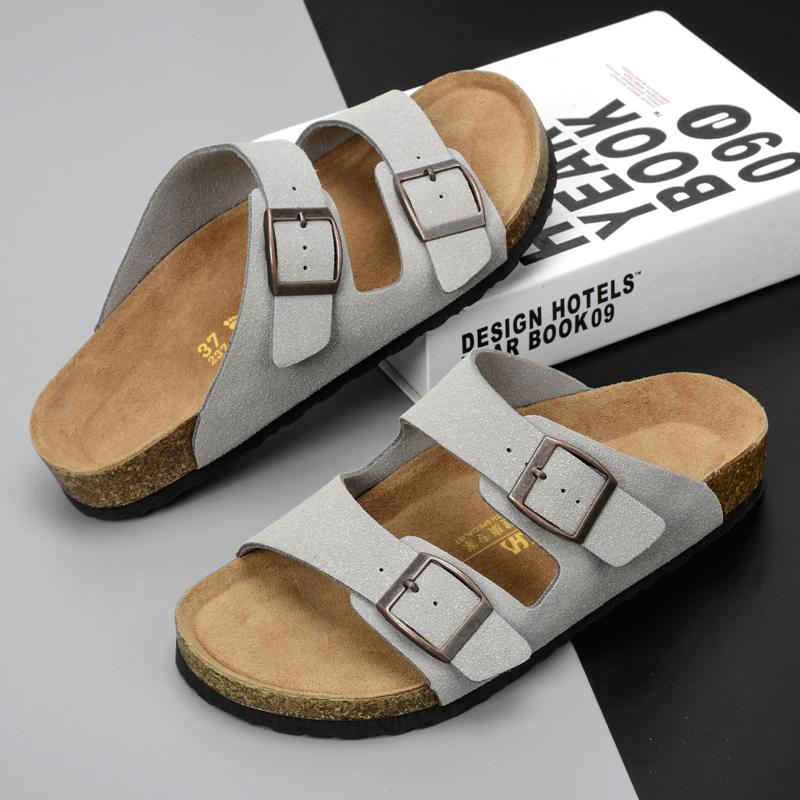 Summer New Classic Double Button Slippers Shoes Leather Soft Footwear Fashion Male Outdoor Rubber Flat Men Sandals Beach Shoes