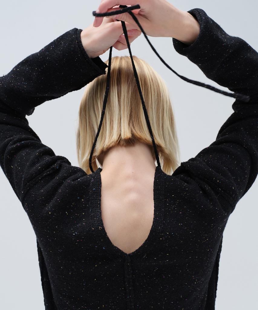 Daiaegeuneol V Neck Lace Up Knit (Black)