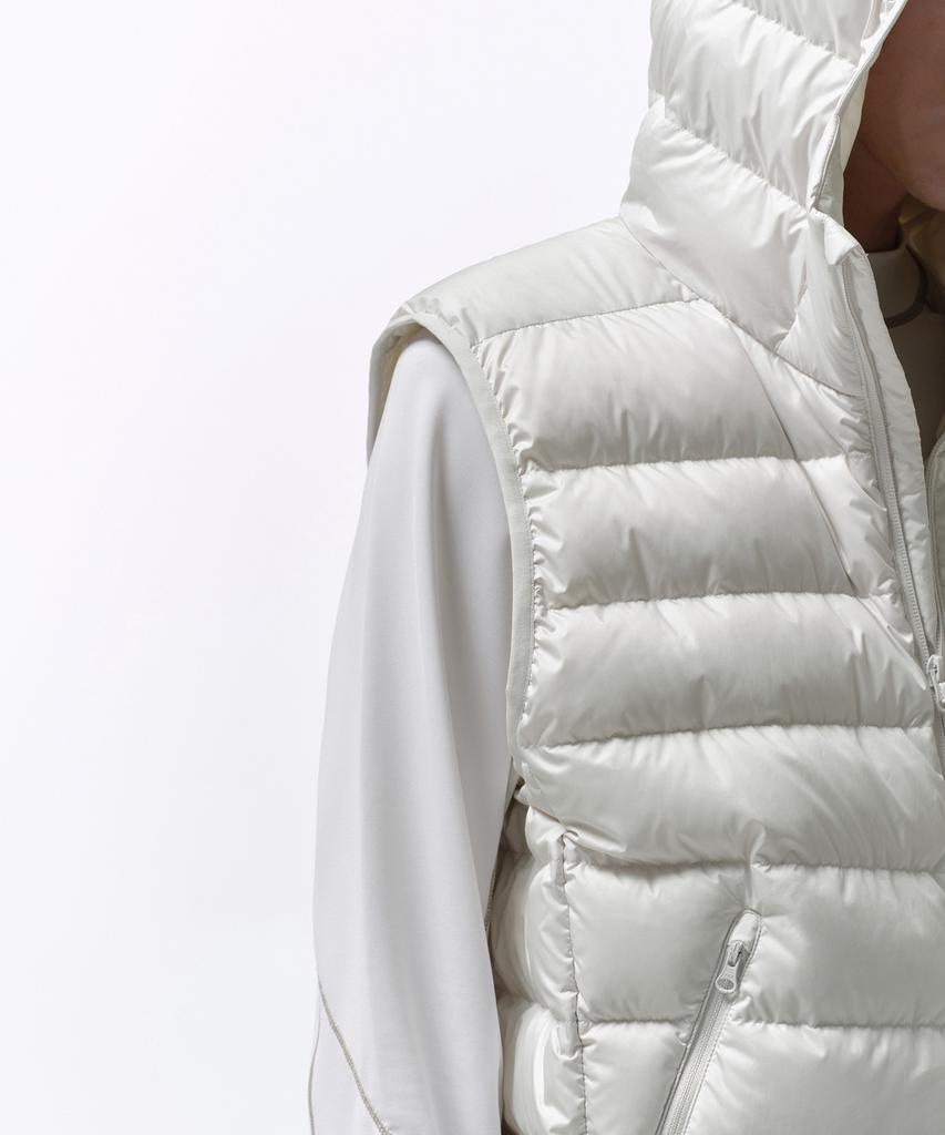 Musinsa Standard [City Leisure] Hooded Light Down Vest [Stone White]