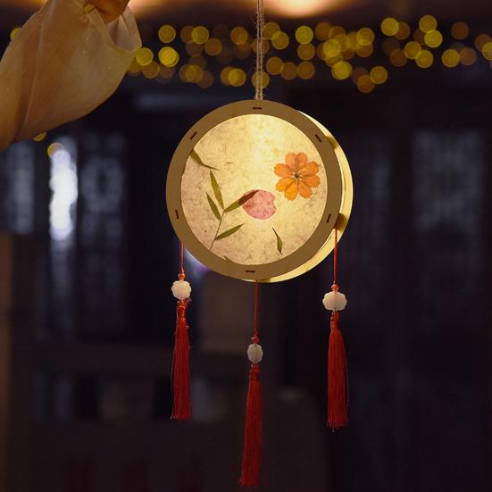 DIY laternakomplekt lilleline paberist latern puidust käsitsi valmistatud meisterdatud käsitöö kaasaskantav helendav uusaasta latern kesksügisfestivaliks