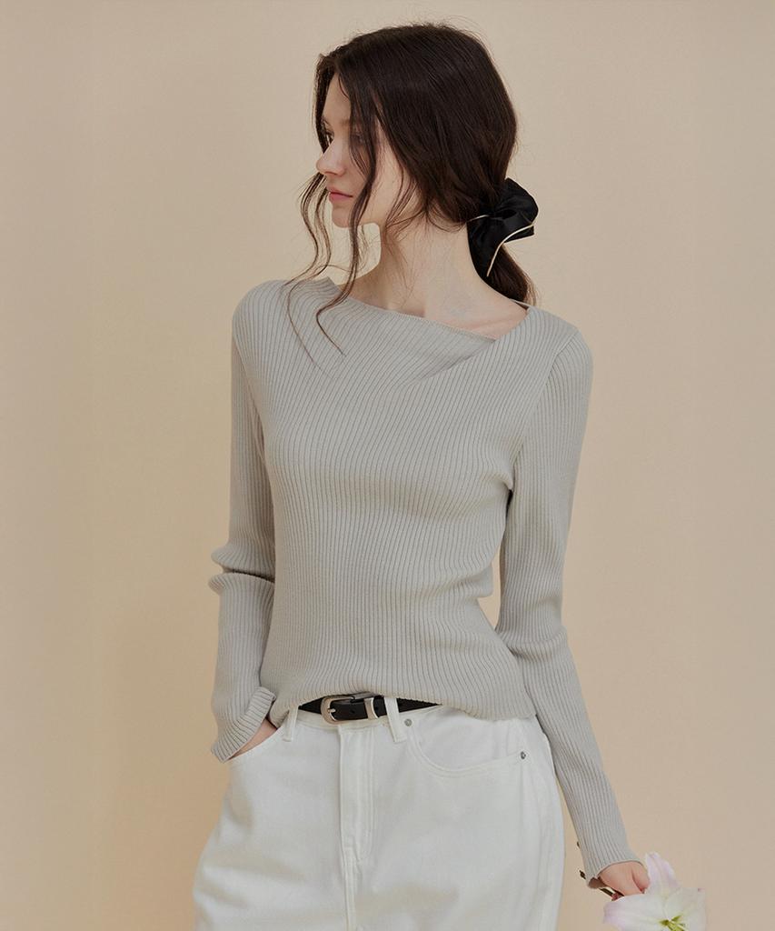 Teuwi Asymmetrical Ribbed Knit