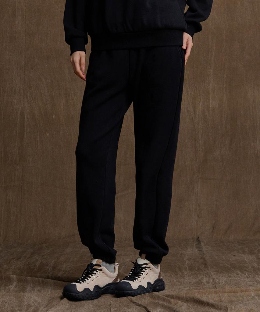 CHASECULT Unisex Mink Fleece-Lined Jogger Pants - Black