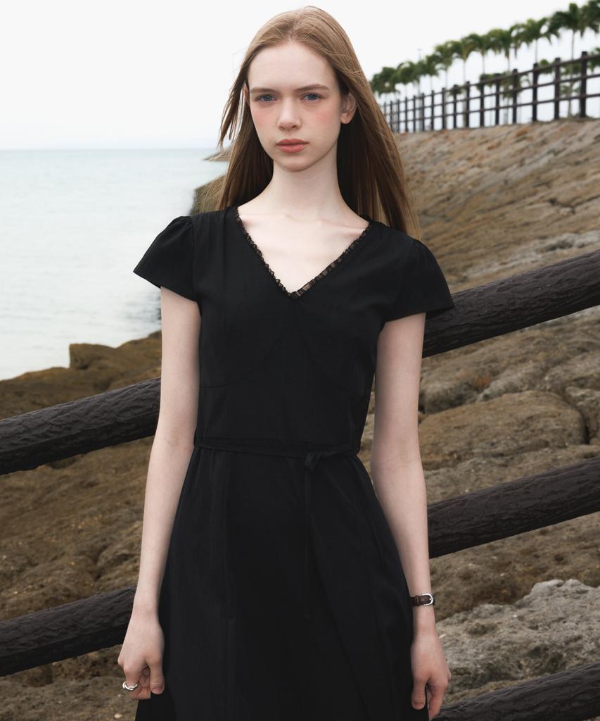 Dehebe V-Neck Flare Dress [Black]