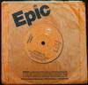 7-tums Skiva DOROTHY MOORE - Let The Music Play SEPC6366 Epic 1978 UK Soul/Funk Begagnad